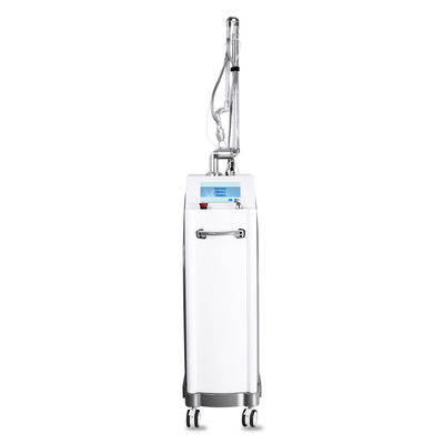 دستگاه حذف چین و چروک عمودی 75000W / Cm2 RF CO2 برای صورت